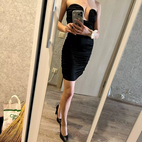 Little Black Dress - Picture 2 of 2